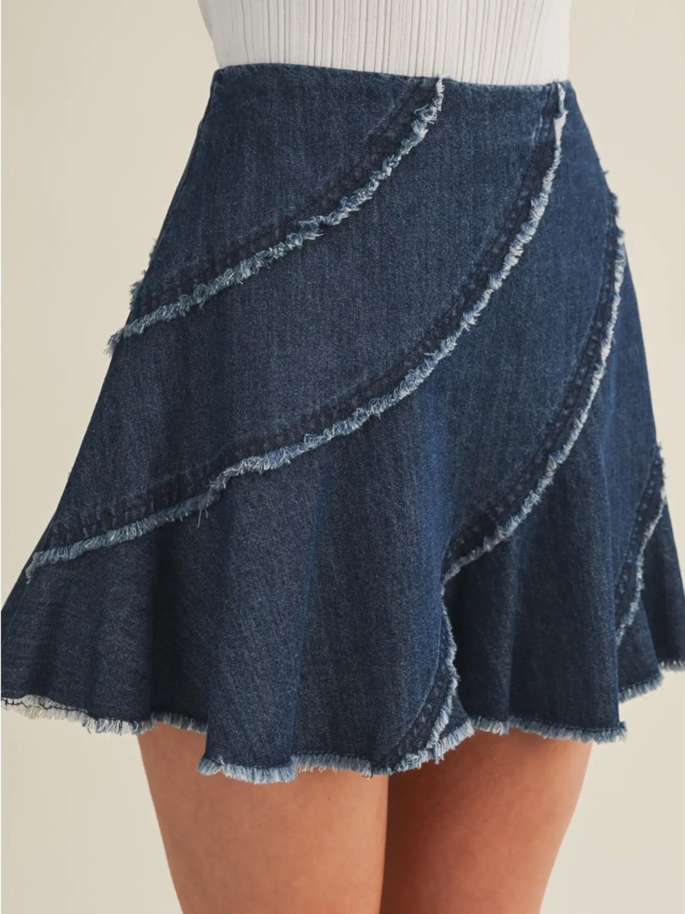 🆕🤍FRAYED DENIM SKIRT